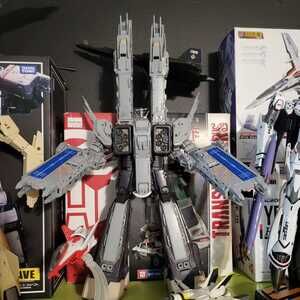 Yamato 1/3000 SDF-1 Transformable collectible item (Pre-Owned)
